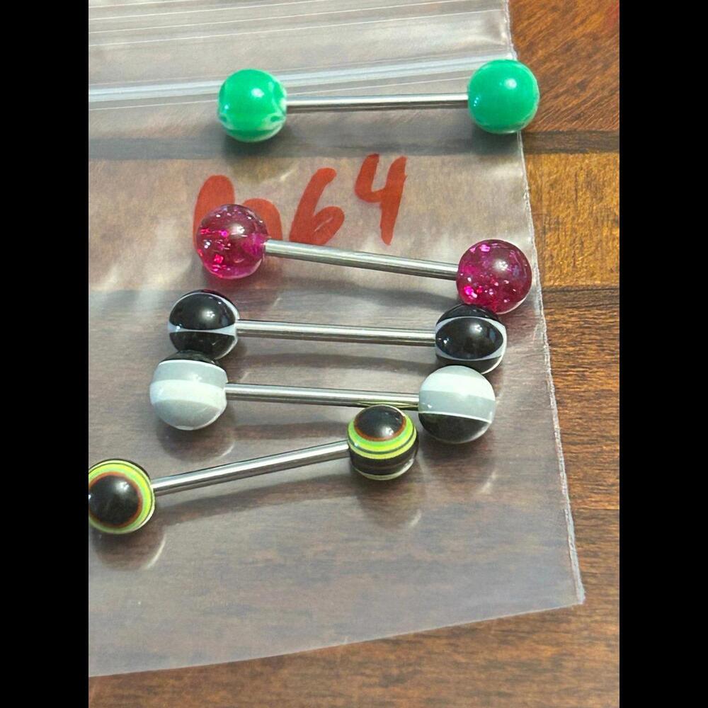 set of 5 tongue ring multicolor lot m64